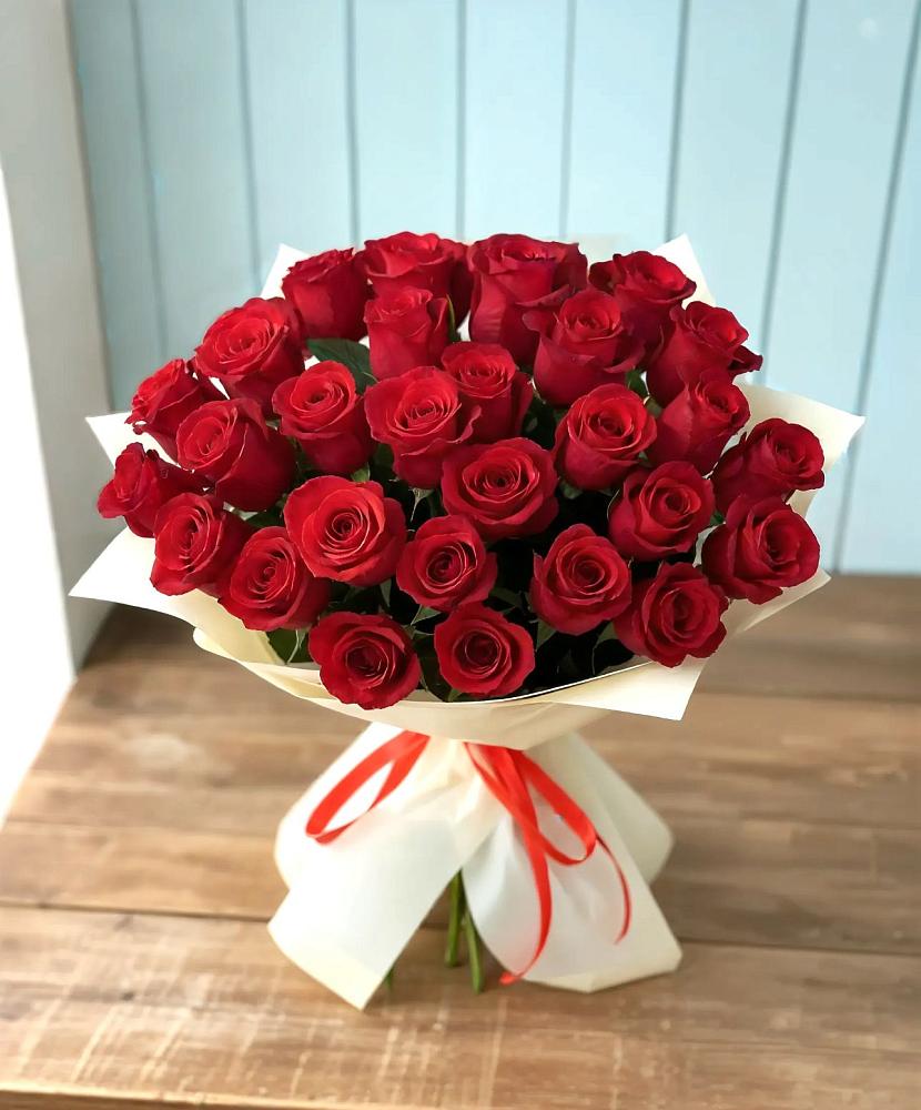 Букет 29 Красных роз в Григорово Новгородская область