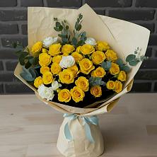 Букет цветов из:  Розы в Григорово Новгородская область