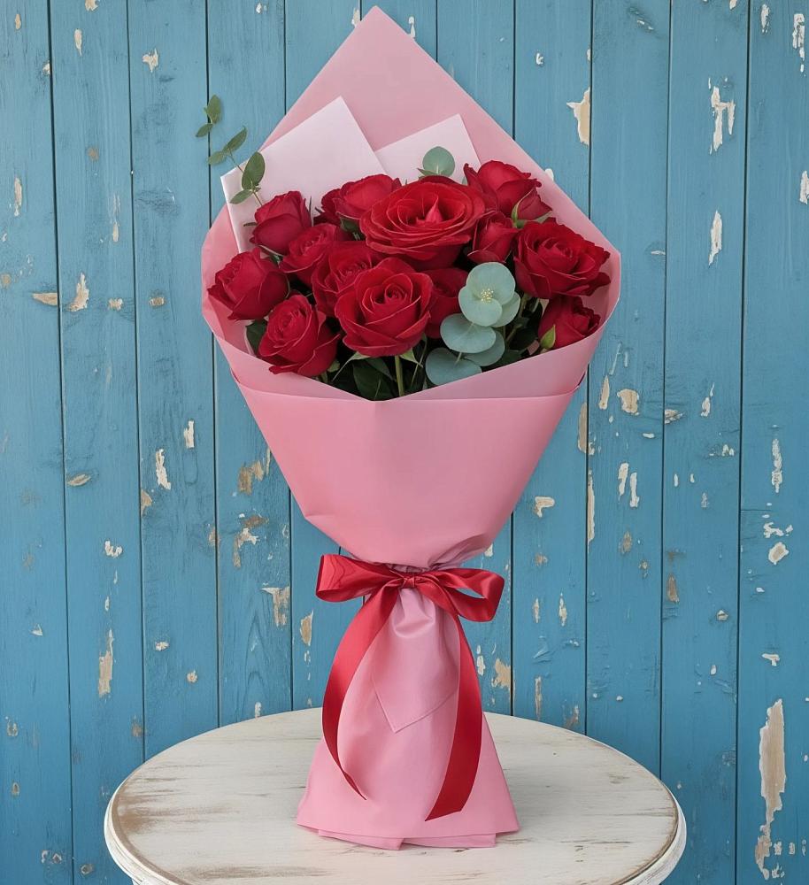 Букет цветов из: Розы в Григорово Новгородская область