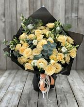 Букет цветов из:  Розы и Лизиантусы в Григорово Новгородская область