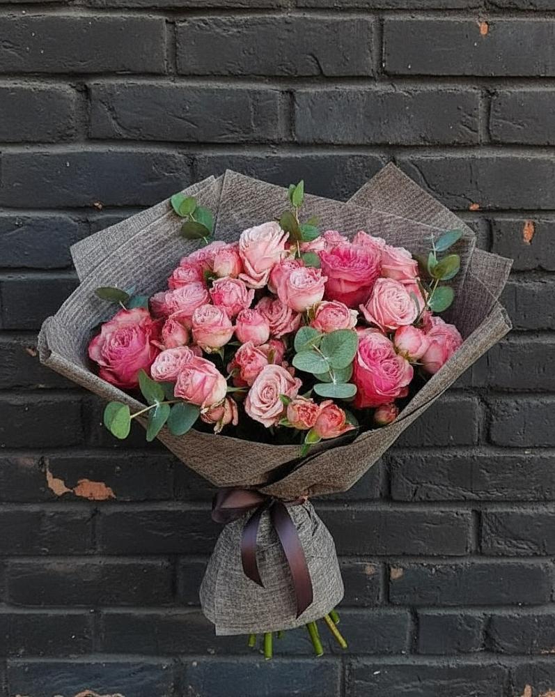 Букет цветов из: Розы в Григорово Новгородская область