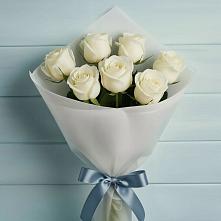 Букет 7 Белых роз Эдлесс Лав в Григорово Новгородская область