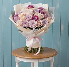 Букет цветов из:  Розы в Григорово Новгородская область