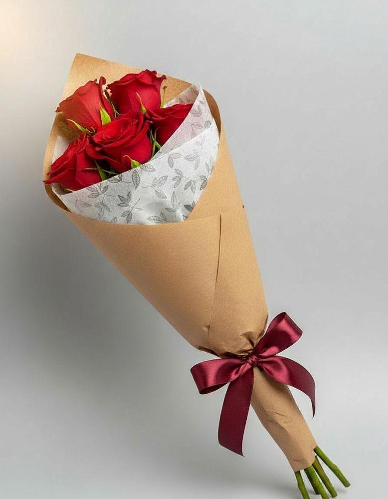 Букет цветов из: Розы в Григорово Новгородская область