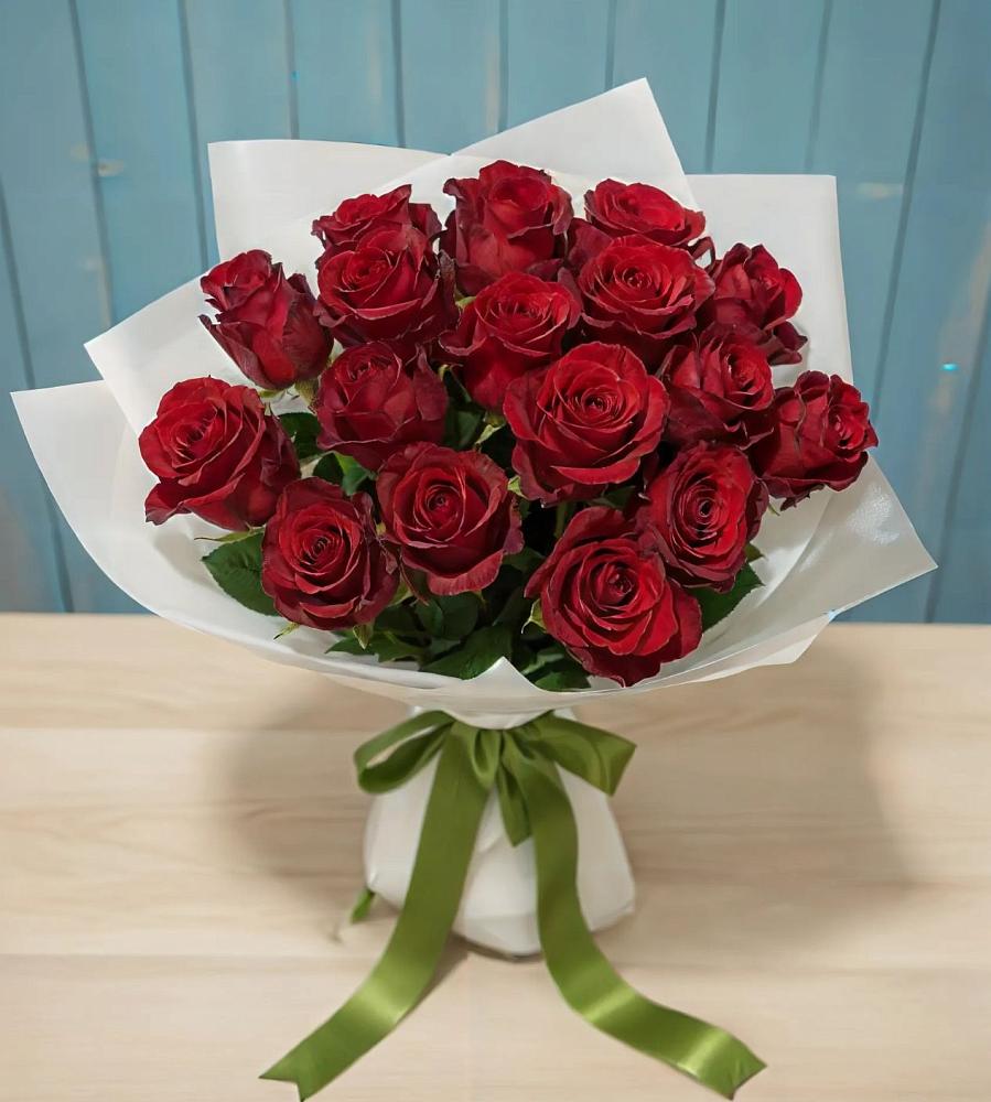 Букет Красные розы в Григорово Новгородская область