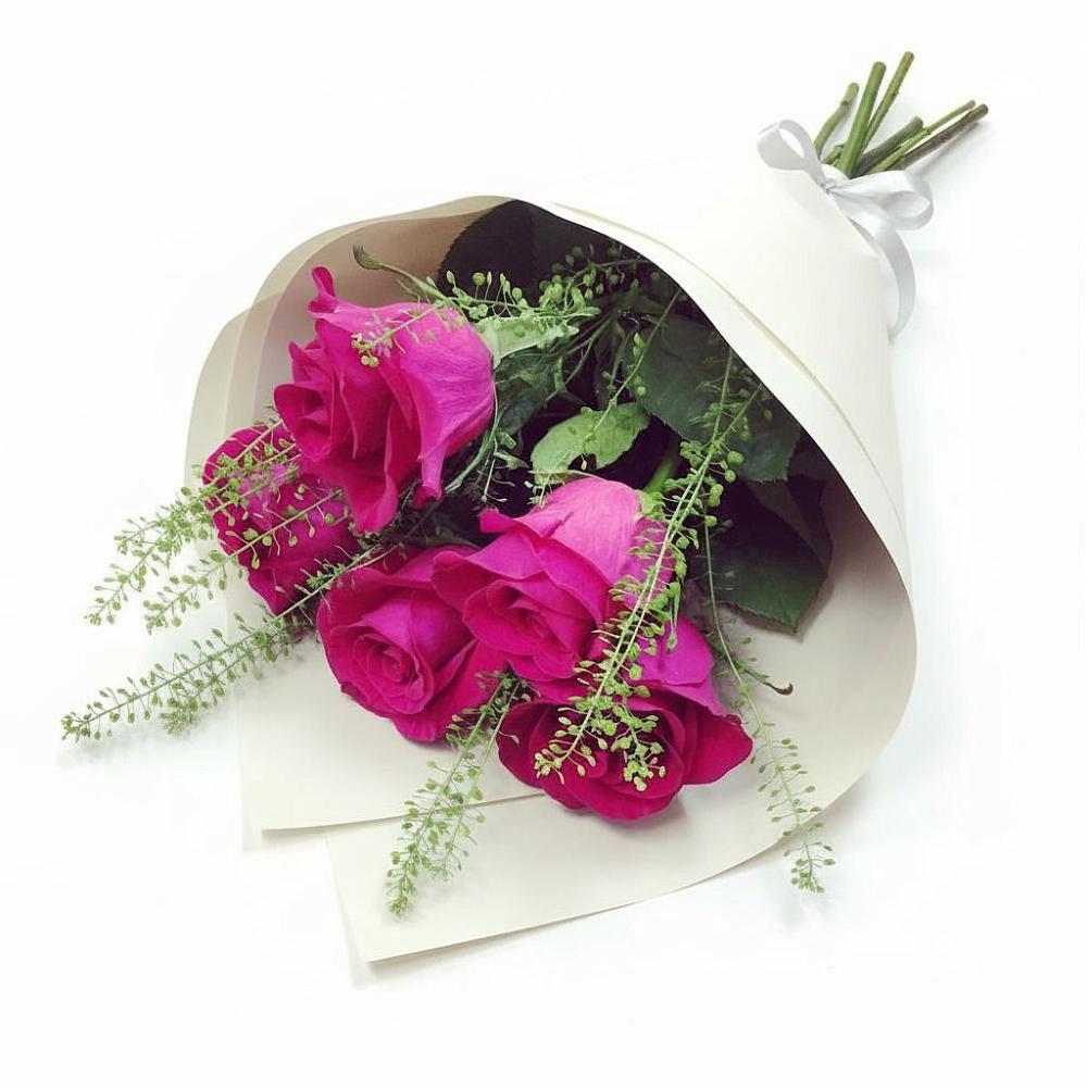 Букет цветов из: Розы в Григорово Новгородская область