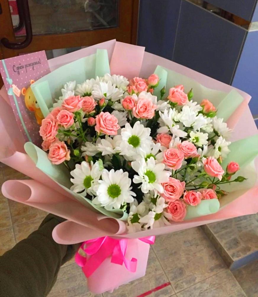 Букет цветов из: Розы и Хризантемы в Григорово Новгородская область