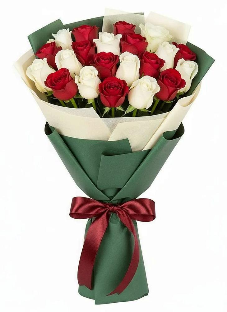Букет Микс из красных и белых роз в Григорово Новгородская область