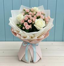 Букет цветов из:  Розы в Григорово Новгородская область
