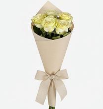Букет цветов из:  Розы в Григорово Новгородская область
