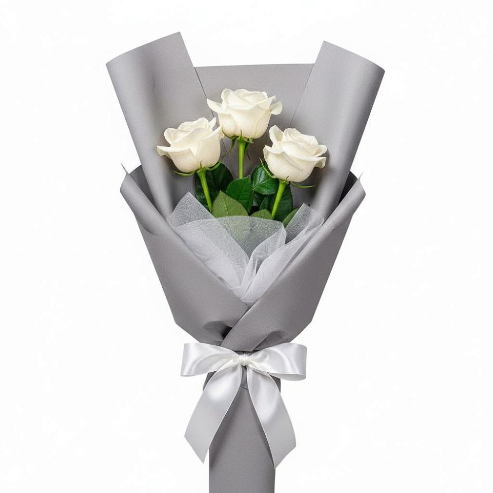Букет 3 белые розы в Григорово Новгородская область