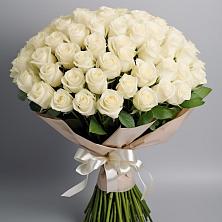 Букет 101 беля роза Белоснежка в Григорово Новгородская область
