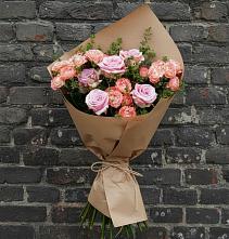 Букет цветов из:  Розы в Григорово Новгородская область