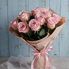 Букет цветов из:  Розы в Григорово Новгородская область