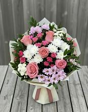 Букет цветов из:  Альстромерии, Гвоздики, Розы и Хризантемы в Григорово Новгородская область