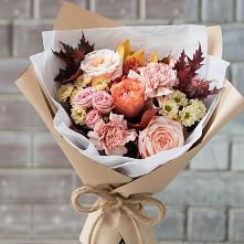 Букет цветов из:  Гвоздики, Хризантемы и Розы в Григорово Новгородская область