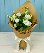 Букет цветов из:  Хризантемы и Лизиантусы #REPLACE_PRED# Григорово Новгородская область