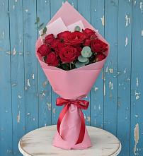 Букет цветов из:  Розы в Григорово Новгородская область