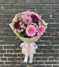 Букет цветов из:  Герберы и Хризантемы #REPLACE_PRED# Григорово Новгородская область