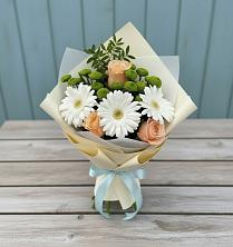 Букет цветов из:  Герберы, Розы и Хризантемы в Григорово Новгородская область