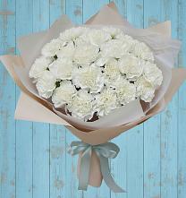 Букет цветов из:  Гвоздики в Григорово Новгородская область